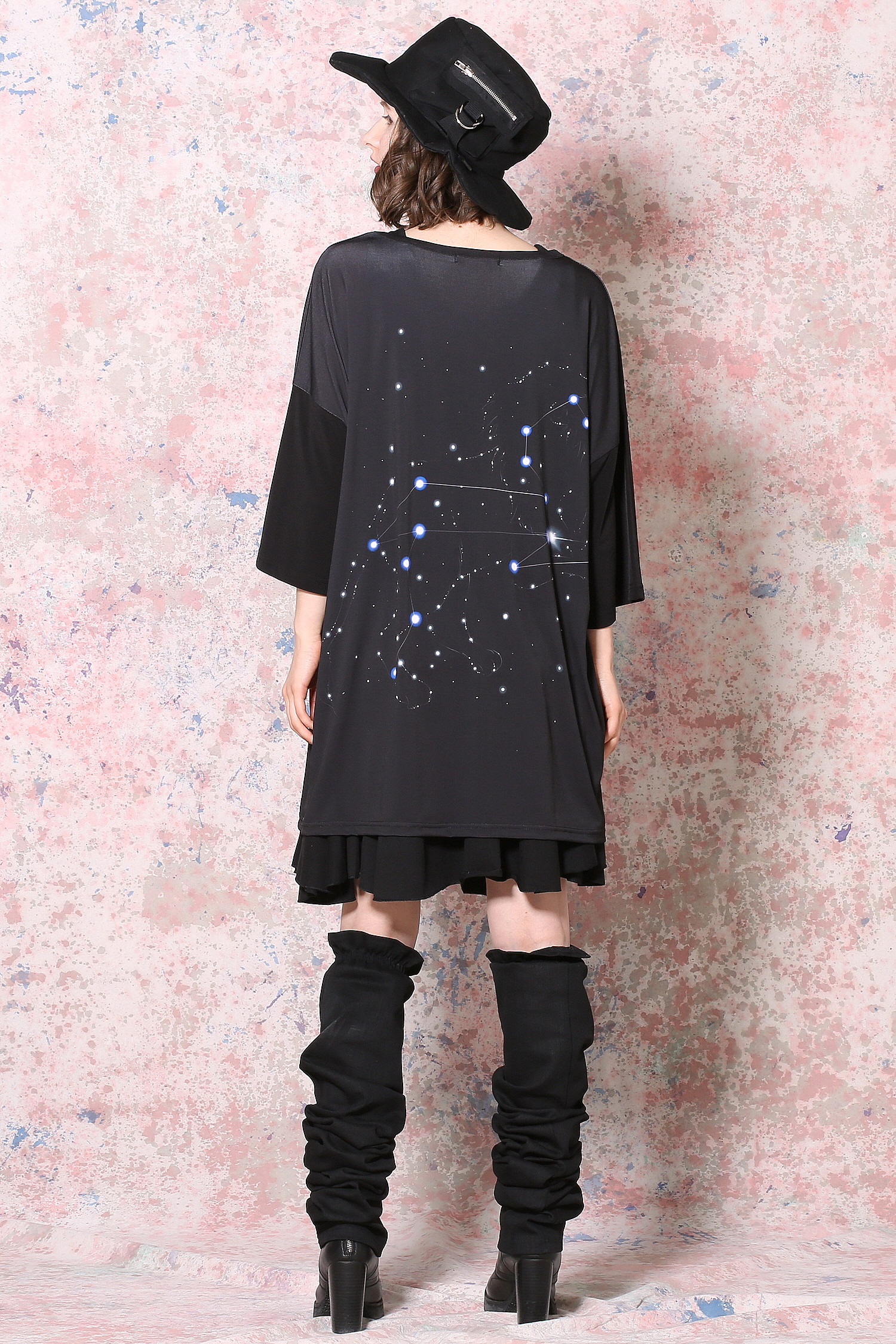 星座少女『獅子座』Ｔシャツ -メガビッグ-