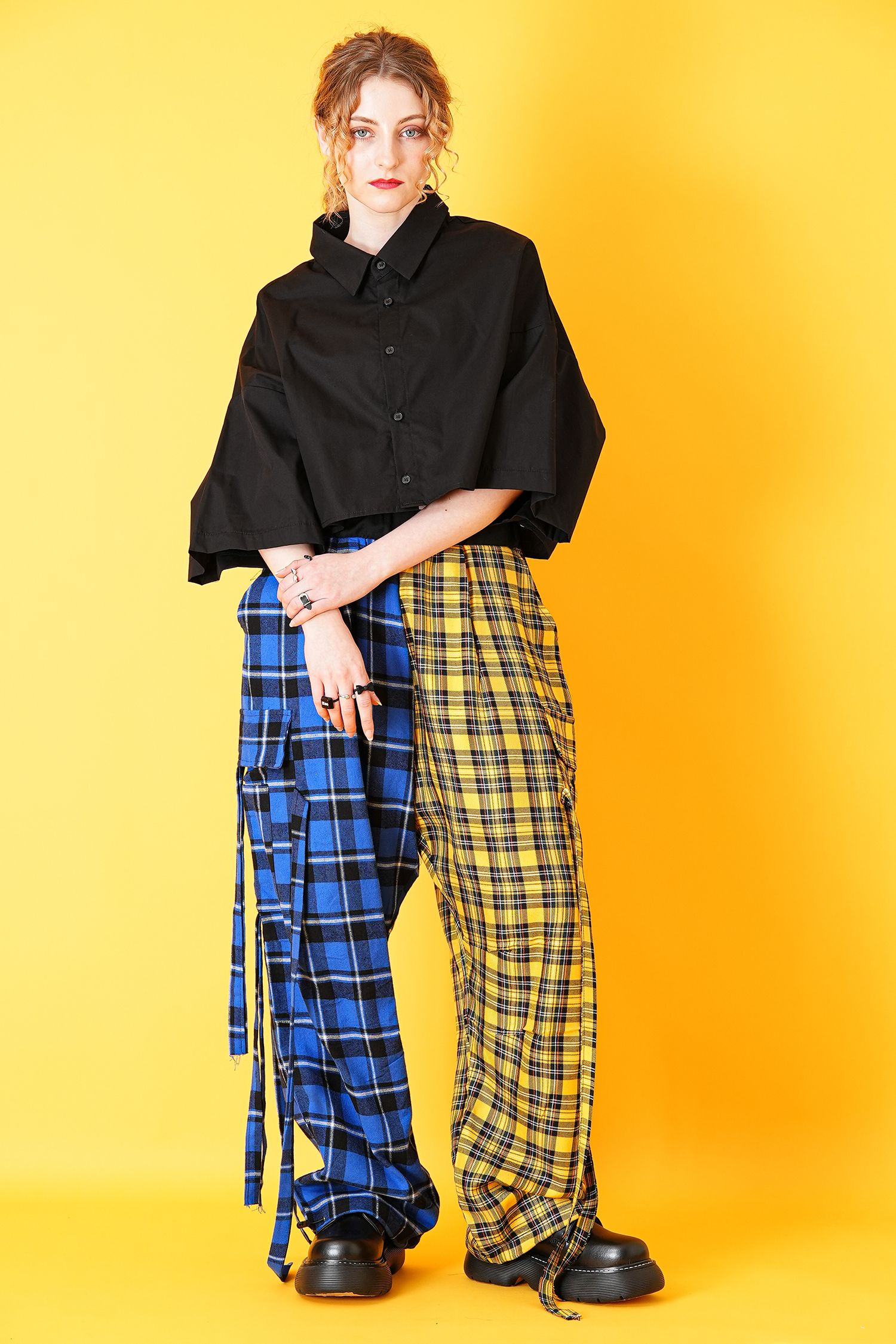 AMOMENTO（アモーメント）の「AMOMENTO/STRIPE CROP SHIRTS