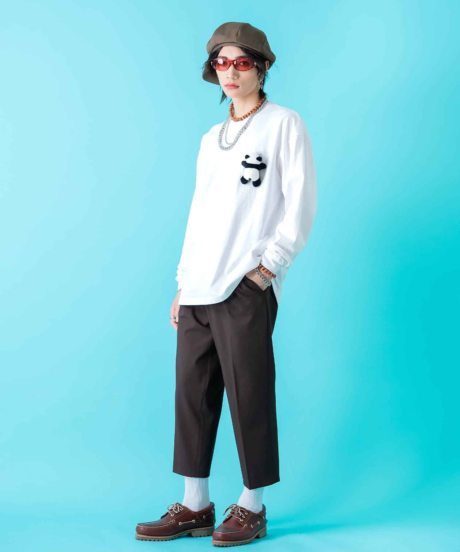 【新品】Adoエーディーオーを見せつけろ！ロックなロンT(大、M相当) 新品、未開封品【正規品】Adoエーディオを見せつけろ！ロックな