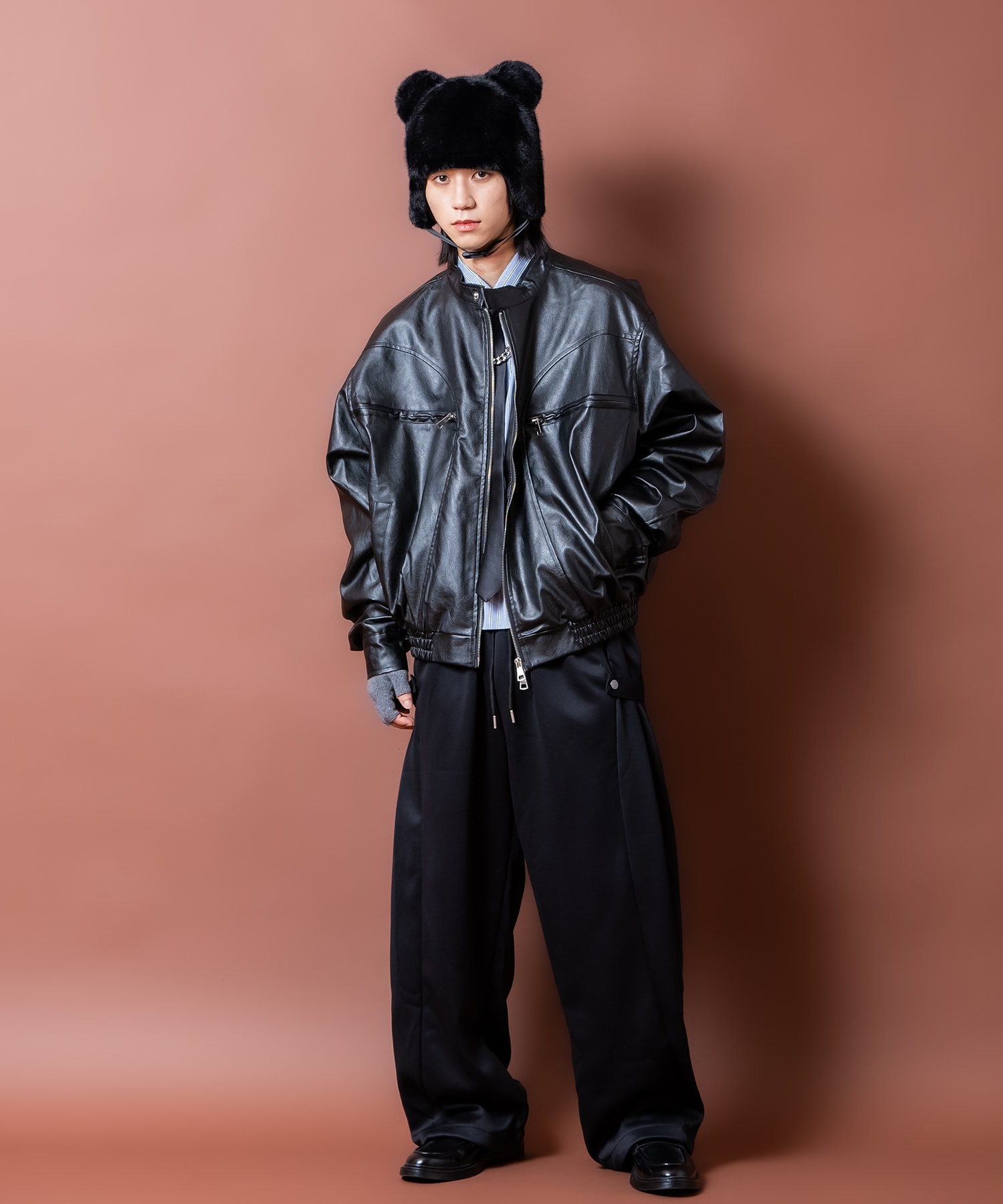 クマ耳ショートファーイヤーフラップキャップ / ユニセックス 帽子