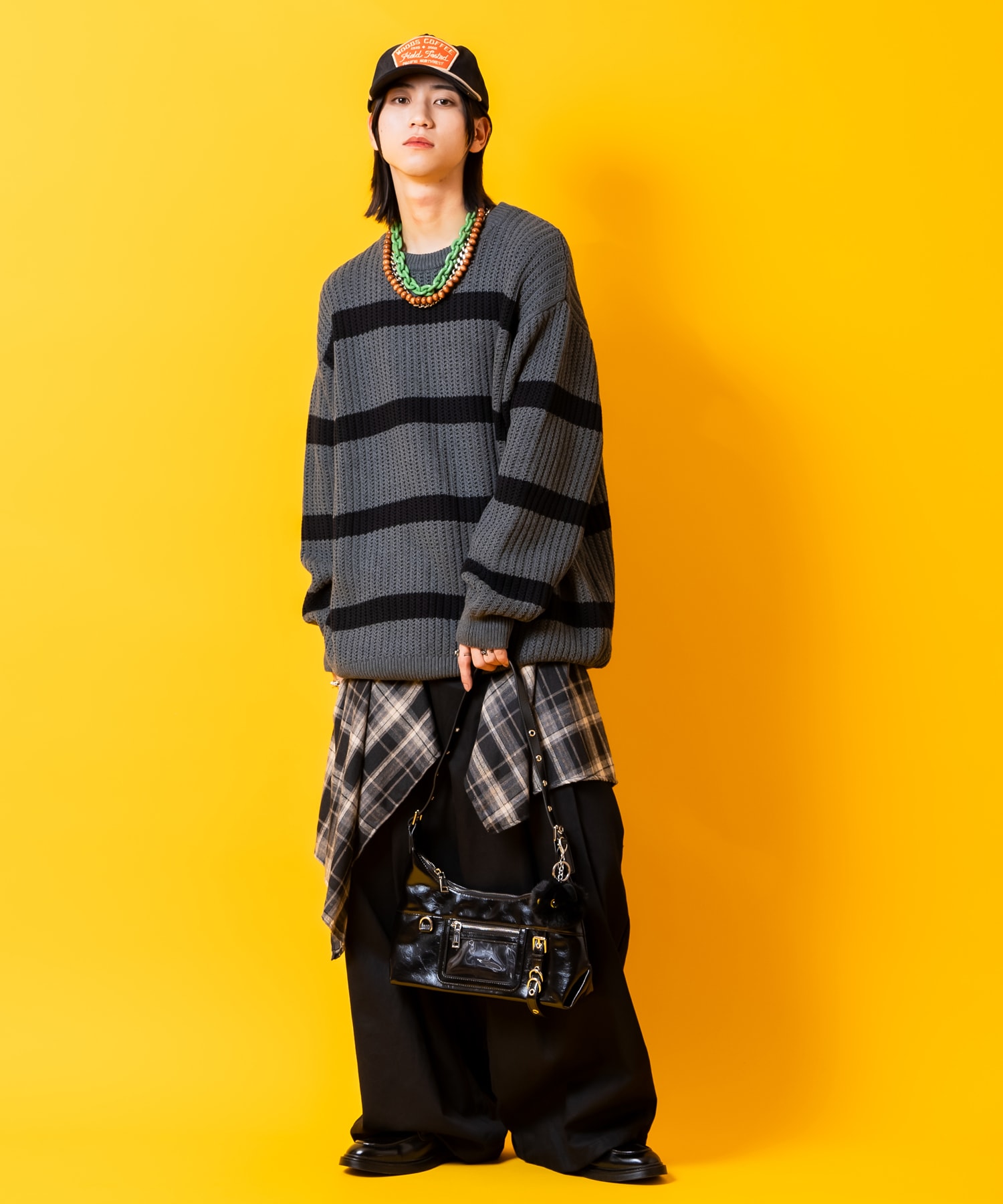 ロッキンベルト装飾クリアポケット合成皮革ハンドバッグ / ユニ