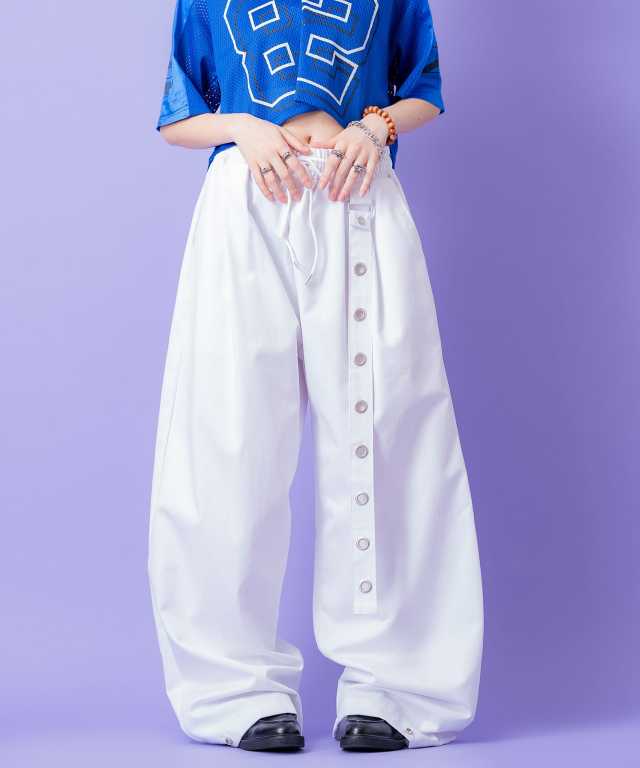 新品タグ付】iore イオレ ベルパンツ34 IORE イオレ BELLE STRAIGHT