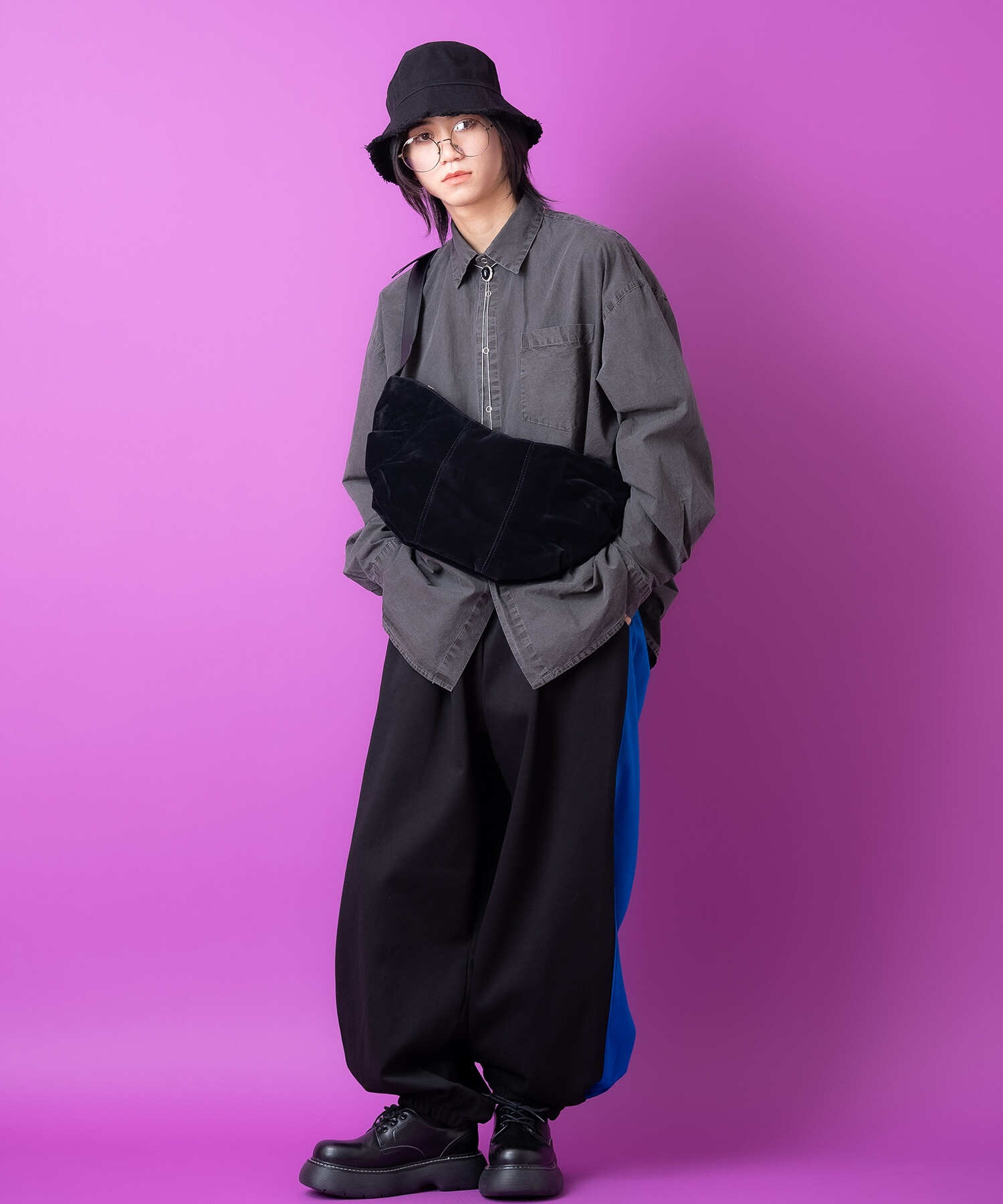 ピグメントコットンオーバーサイズスナップボタンシャツ / メンズ